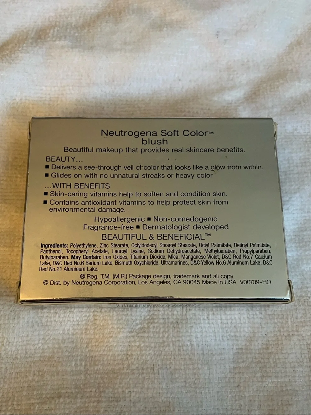 Neutrogena Soft Color Blush - Divine Wine (pink)